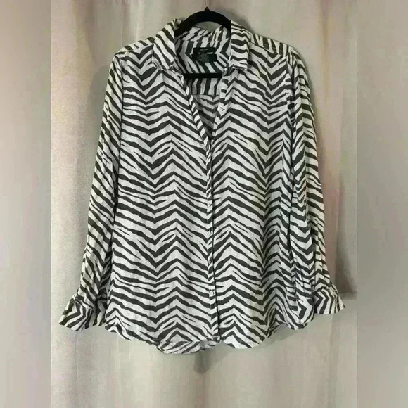 Women’s Brown Tahari Button Down - Picture 1 of 5